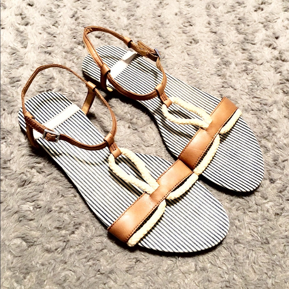 Women’s Sebago Rope sandals paid $86 Size 10
